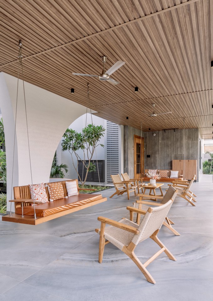 Contemporary Courtyard House