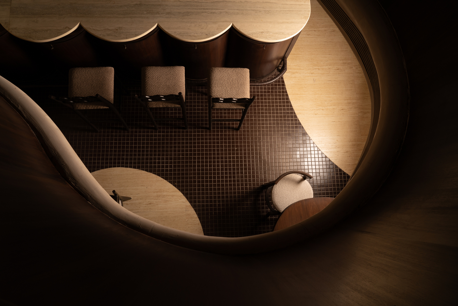 This Restaurant Celebrates Modernist Interiors | RENESA Architecture ...