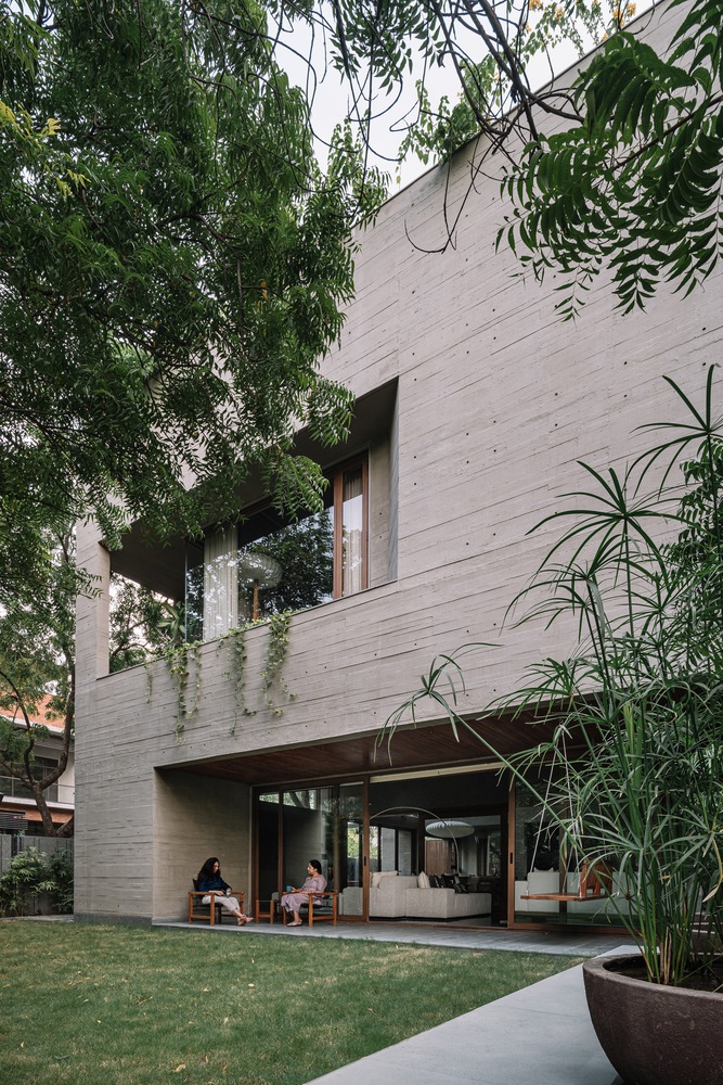 brutalist architecture house