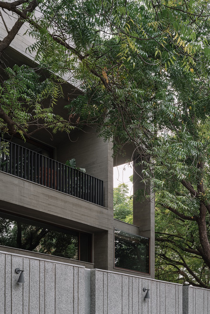 brutalist architecture house