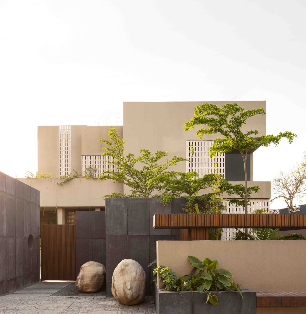 monolithic home