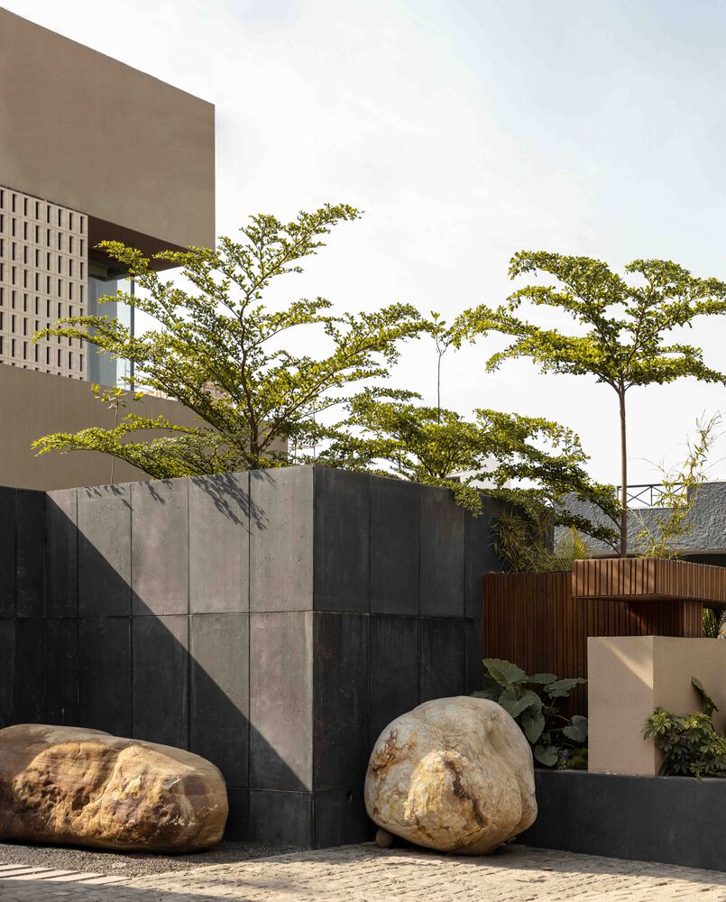 monolithic home