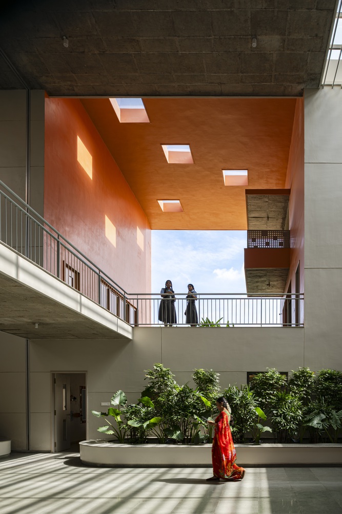 modern school