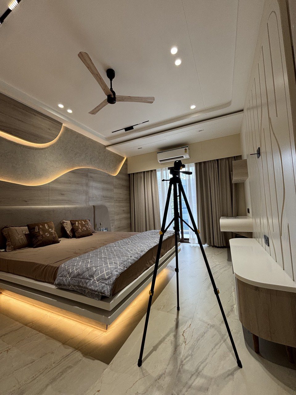 2000 sq ft house