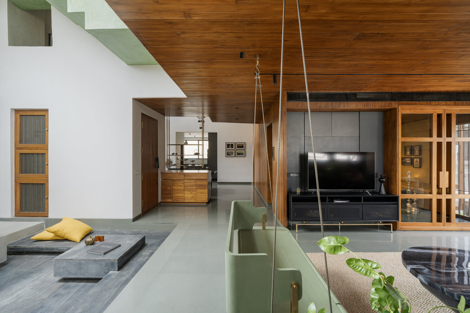 This Concrete Home Pays Homage To Shifting Family Dynamics | Greyscale ...