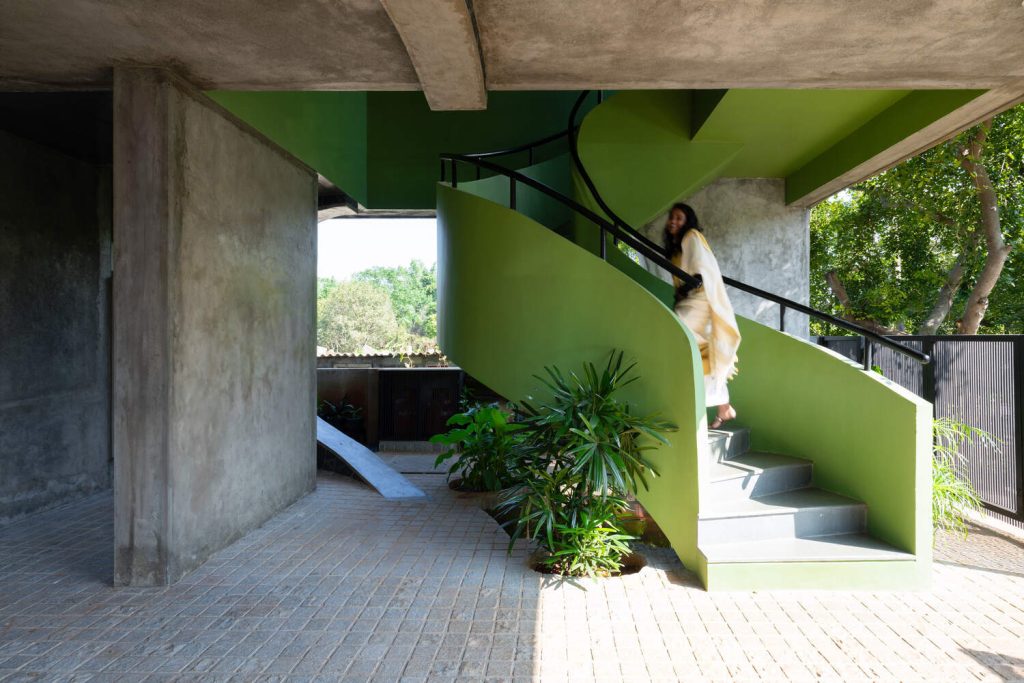 contrast design