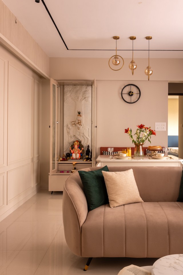 neoclassical house