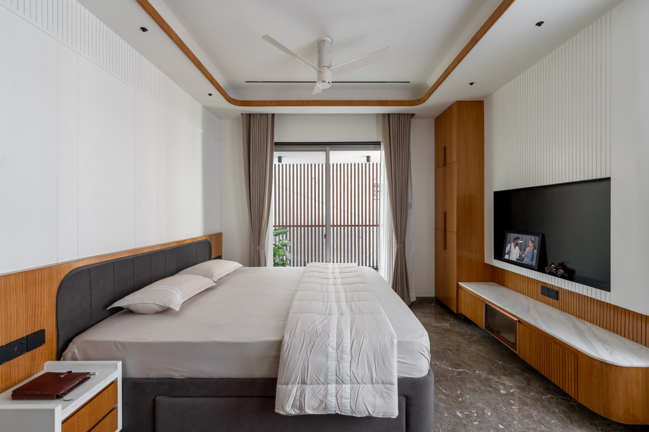A Play Of Light And Shadow Liven Up This Home In The Heart Of Chennai ...