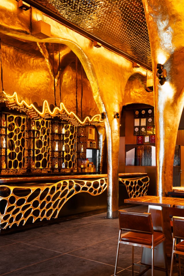 sea view restaurant