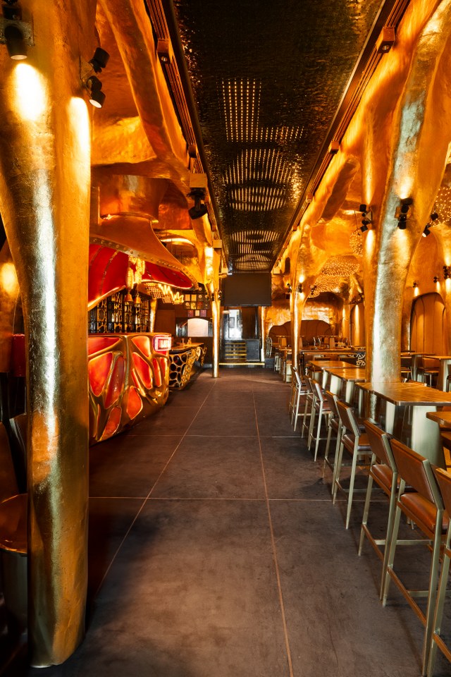 sea view restaurant
