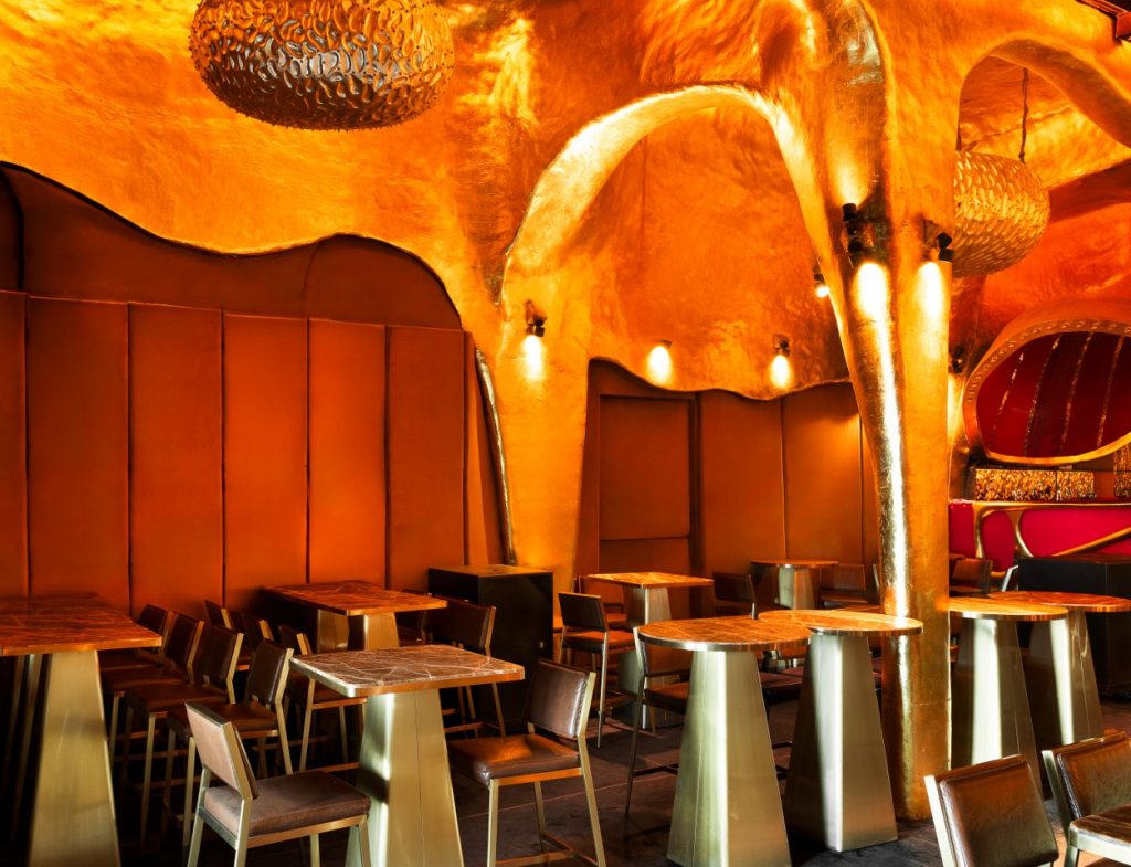 sea view restaurant