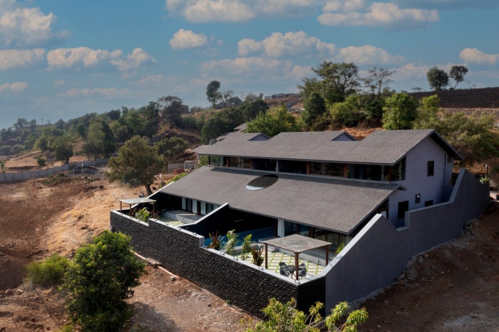 sloping roof