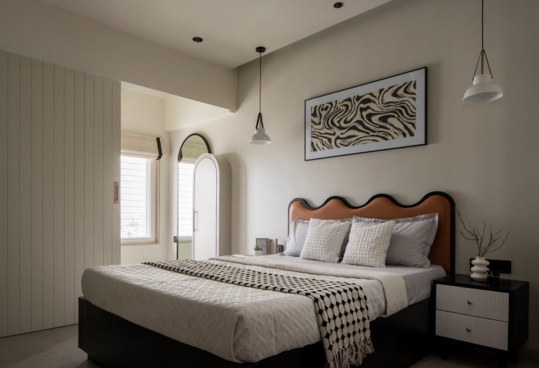 This Home For A Joint Family Blends Classical Design And Modern Comfort ...