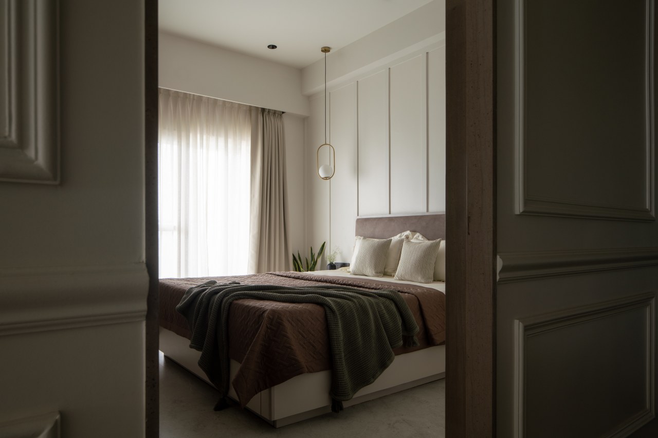 This Home For A Joint Family Blends Classical Design And Modern Comfort ...