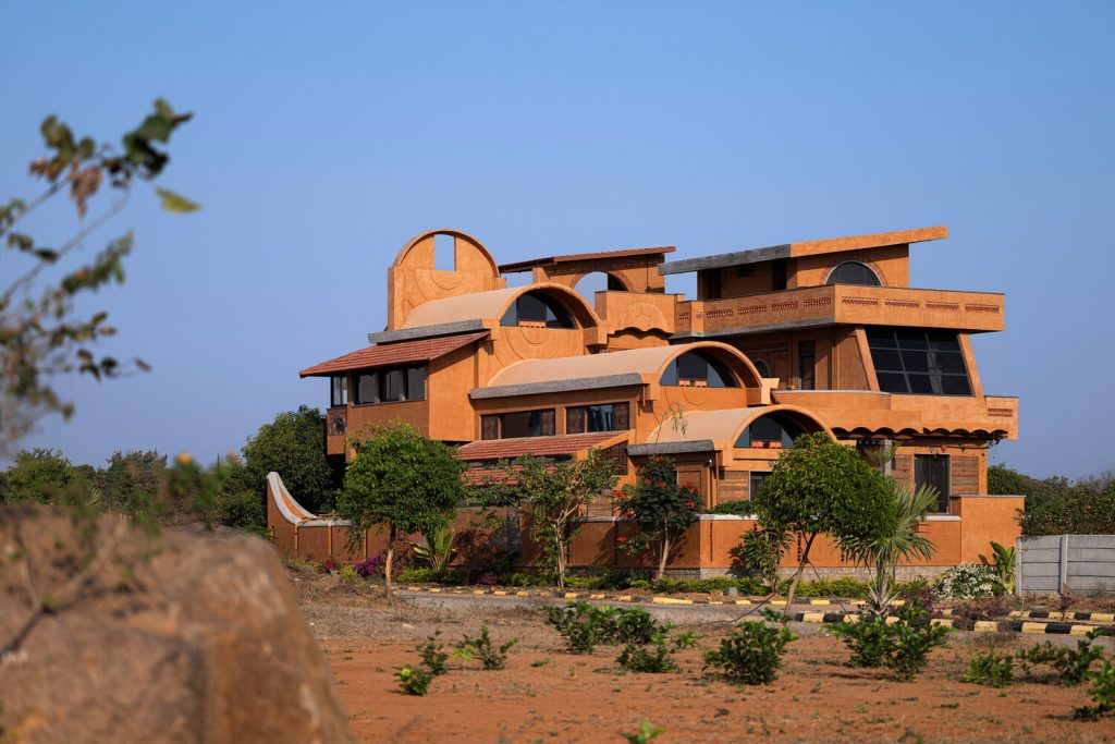 Earth Home