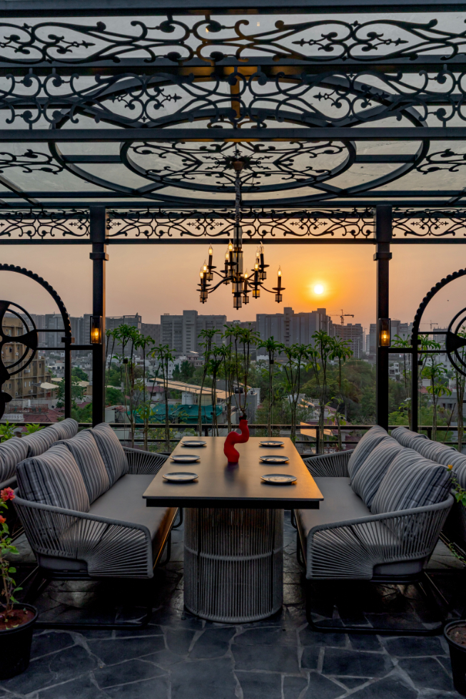 rooftop restaurant