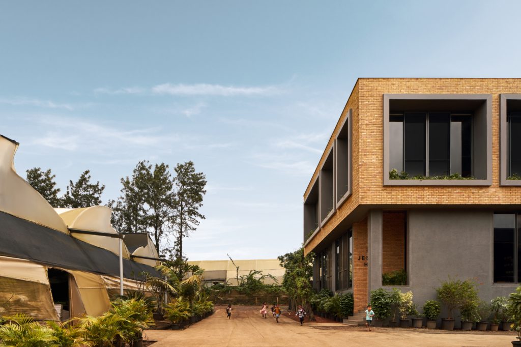 sustainable office