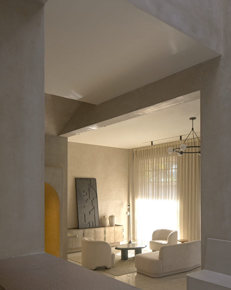 4000 sq ft