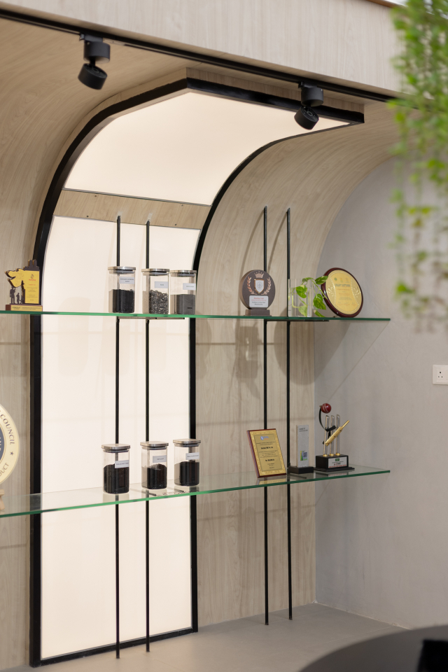 corporate center | Sana Raja Designs