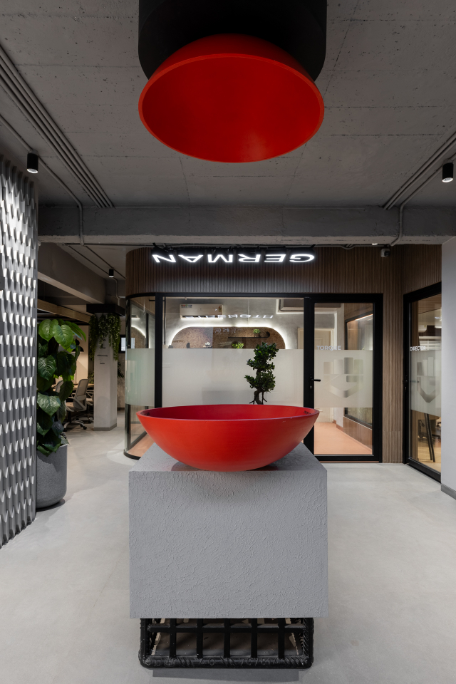 corporate center | Sana Raja Designs