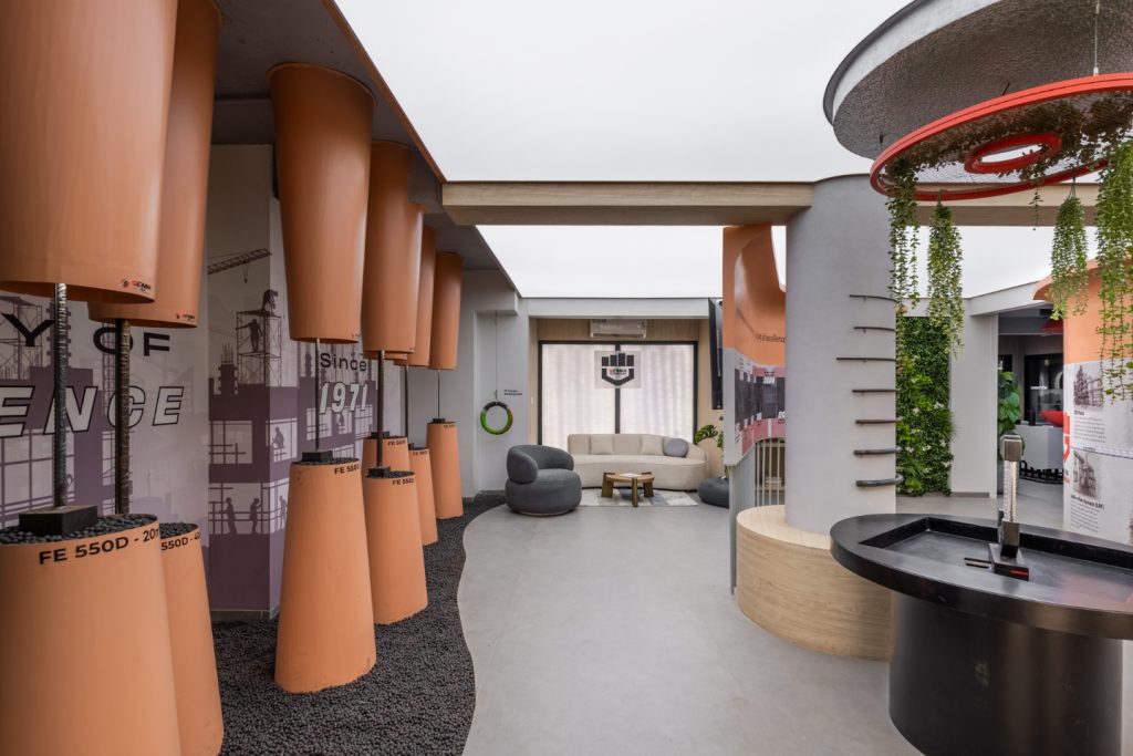 corporate center | Sana Raja Designs