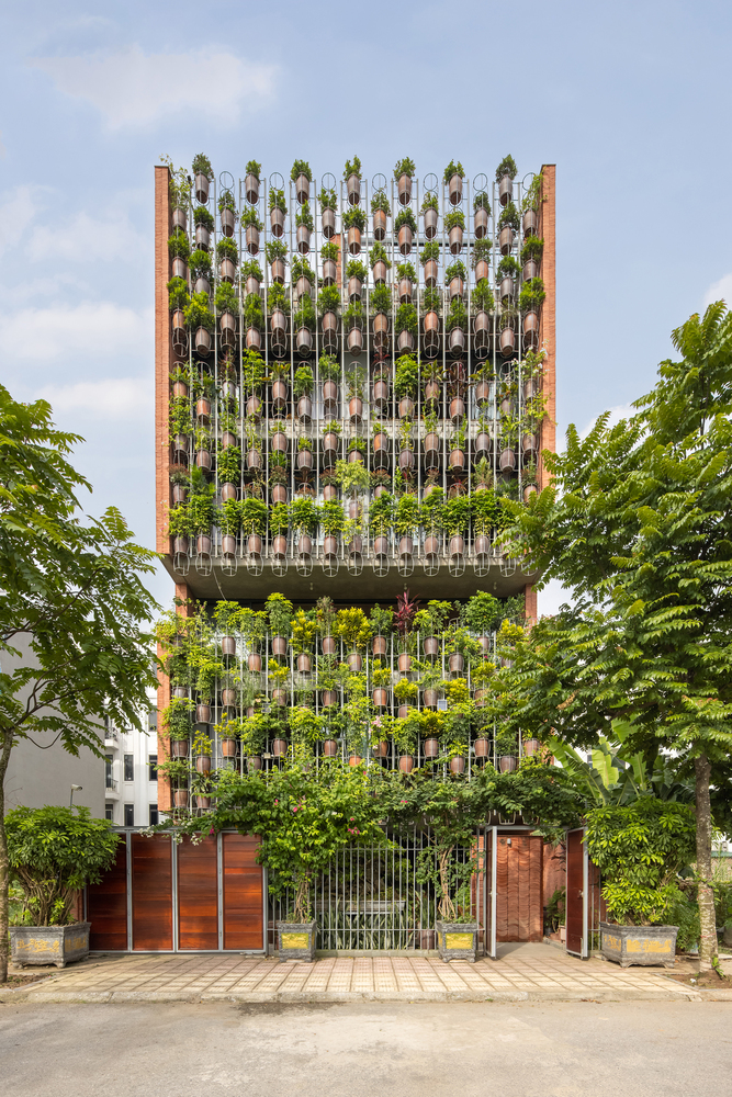 green facade