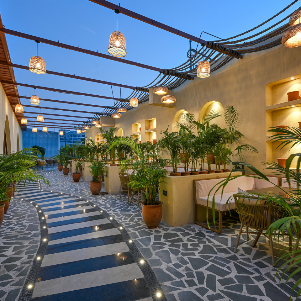 rooftop dining