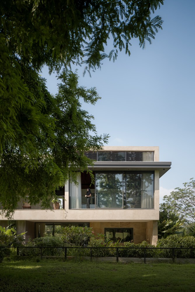 Sandstone House