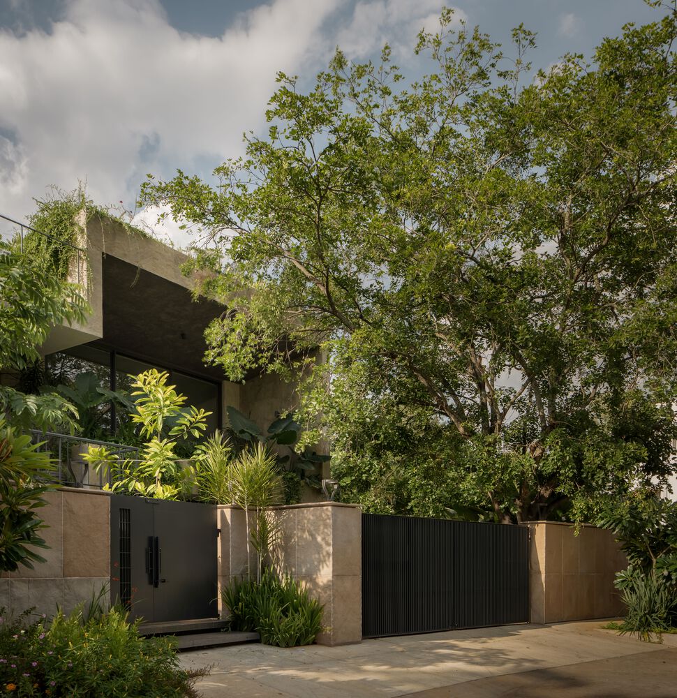 Sandstone House