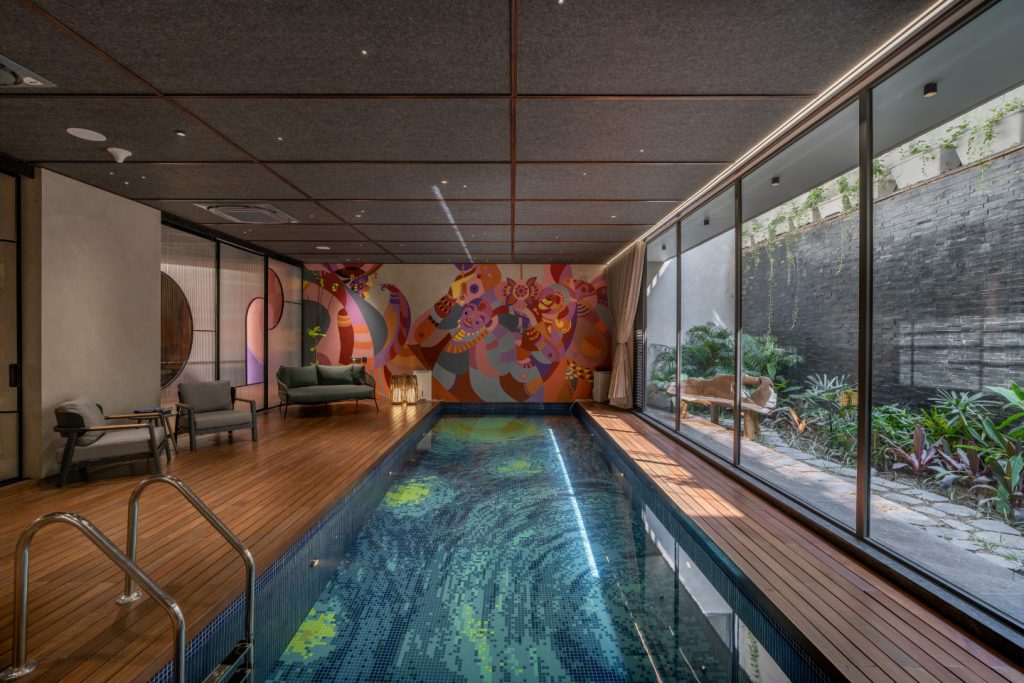 cantilever house