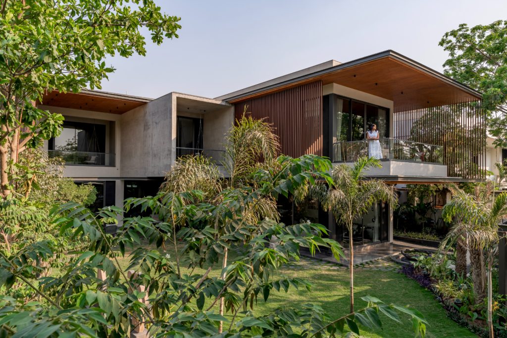 cantilever house