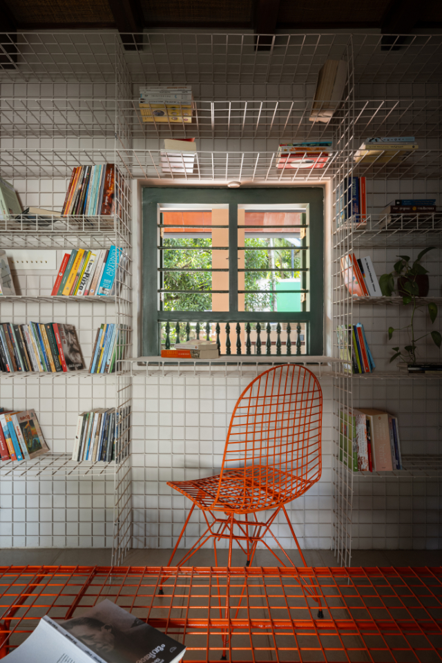 library cafe