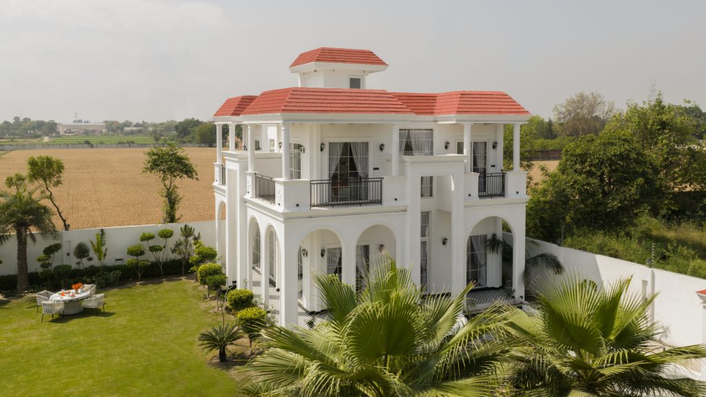 delhi farmhouse