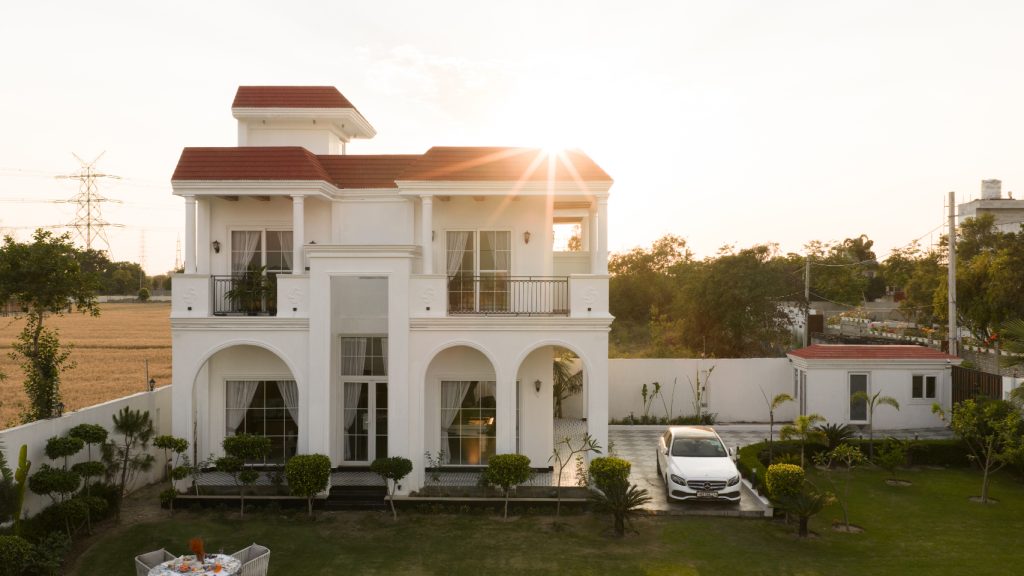 delhi farmhouse