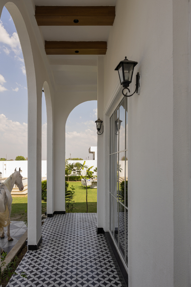 delhi farmhouse